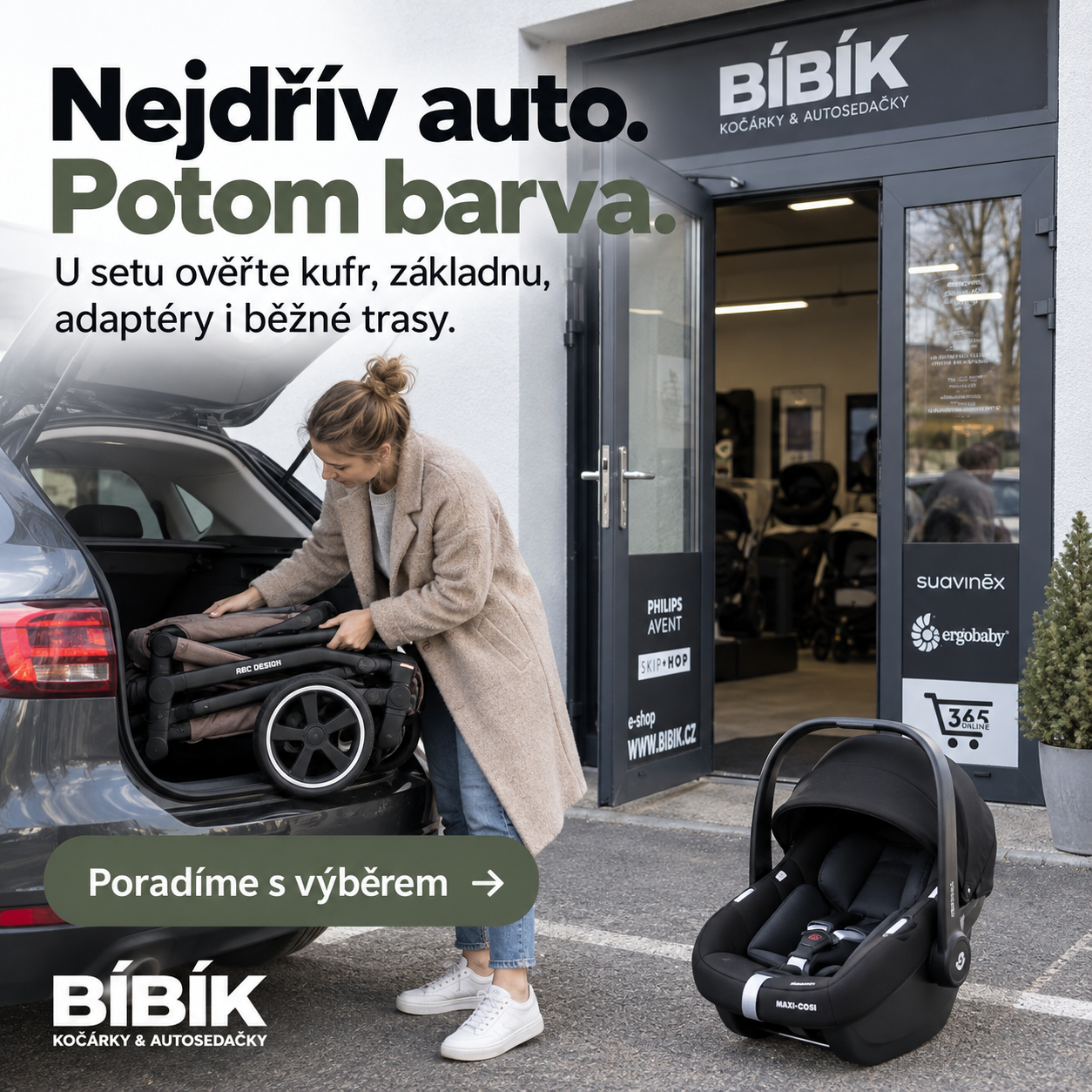 Zkouška složeného kočárku u kufru auta