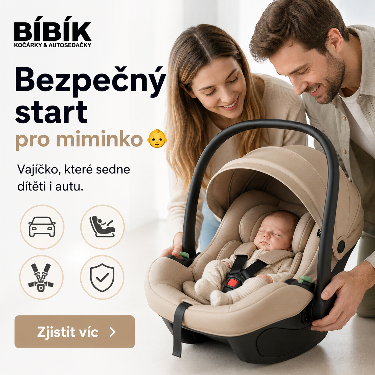 Rodiče kontrolují miminko v kojenecké autosedačce
