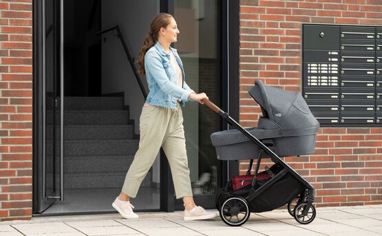 Britax Hluboká korba ke kočárku Strider M 2022