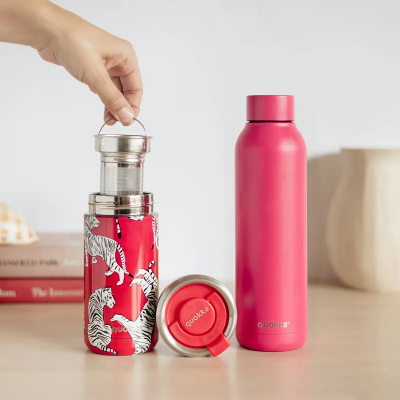 Quokka Nerezová termoláhev Solid Sleek 630 ml