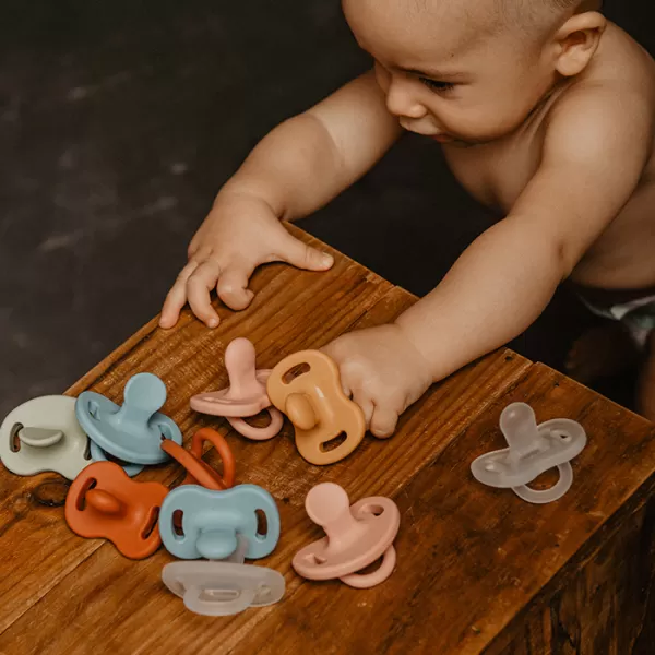 SUAVINEX ŠIDÍTKO anatomické SILIKON 6-18m SX PRO - COLOUR ESSENCE