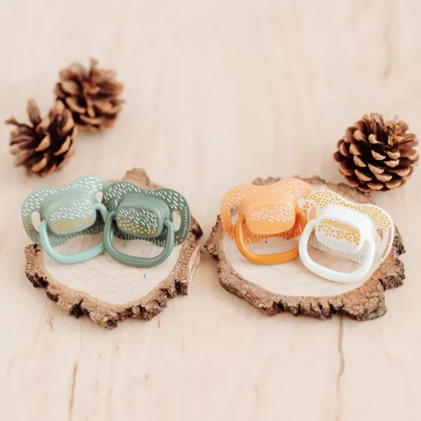 CANPOL BABIES Set symetrických silikonových dudlíků Mountains 6-18m 2ks