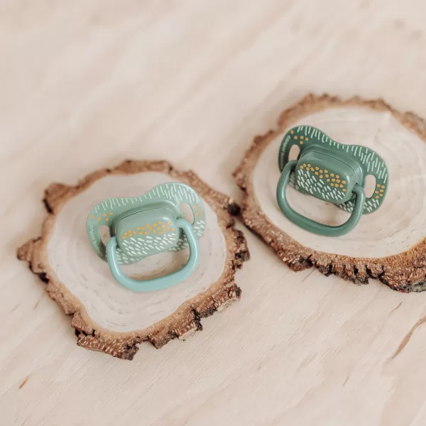 CANPOL BABIES Set symetrických silikonových dudlíků Mountains 18m+ 2ks