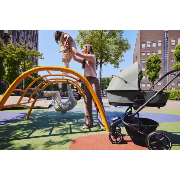 EASYWALKER Kočárek kombinovaný Harvey⁵ XXL AIR + CYBEX Aton B2 i-Size + základna