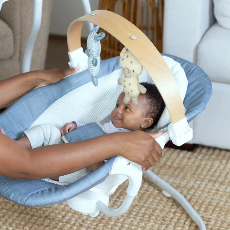 INGENUITY Houpačka pohupující hudební Chambray 0m+, do 9 kg