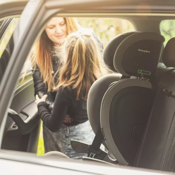 PETITE&MARS Autosedačka Elite Fix Pro i-Size 100-150 cm (15-36 kg)