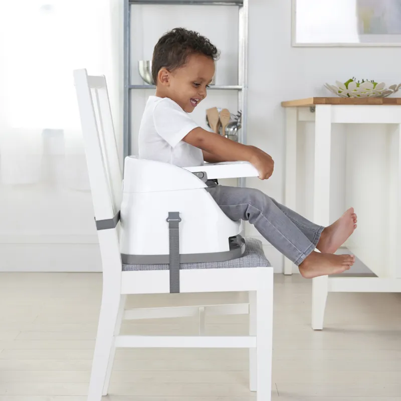 INGENUITY Podsedák na židli 2v1 Baby Base Cashmere 6m+ do 22 kg