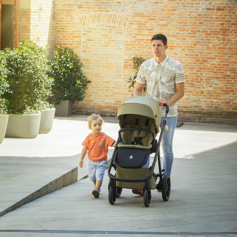 PETITE&MARS Kočárek kombinovaný ICON 2v1 XXL RWS + CYBEX Aton B2 i-Size + základna