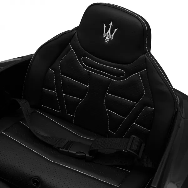 Baby Mix Elektrické autíčko Maserati GranTurismo černé