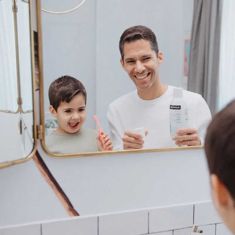 SUAVINEX Dětský kartáček na zoubky KIDS 2-6 let