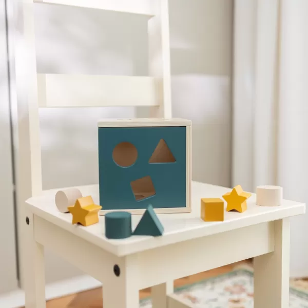 PETITE&MARS Hračka dřevěná třídící Gravity Wood of Mars 12m+