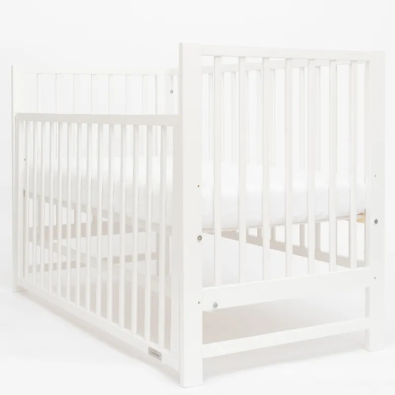 New Baby Dětská postýlka BASIC se stahovací bočnicí