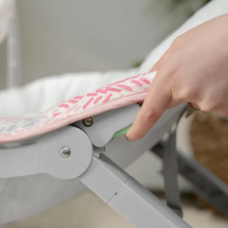 INGENUITY Lehátko vibrující 3v1 Keep Cozy Lily 0m+, do 18kg