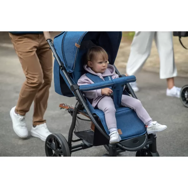 LIONELO Kočárek sportovní Annet Plus