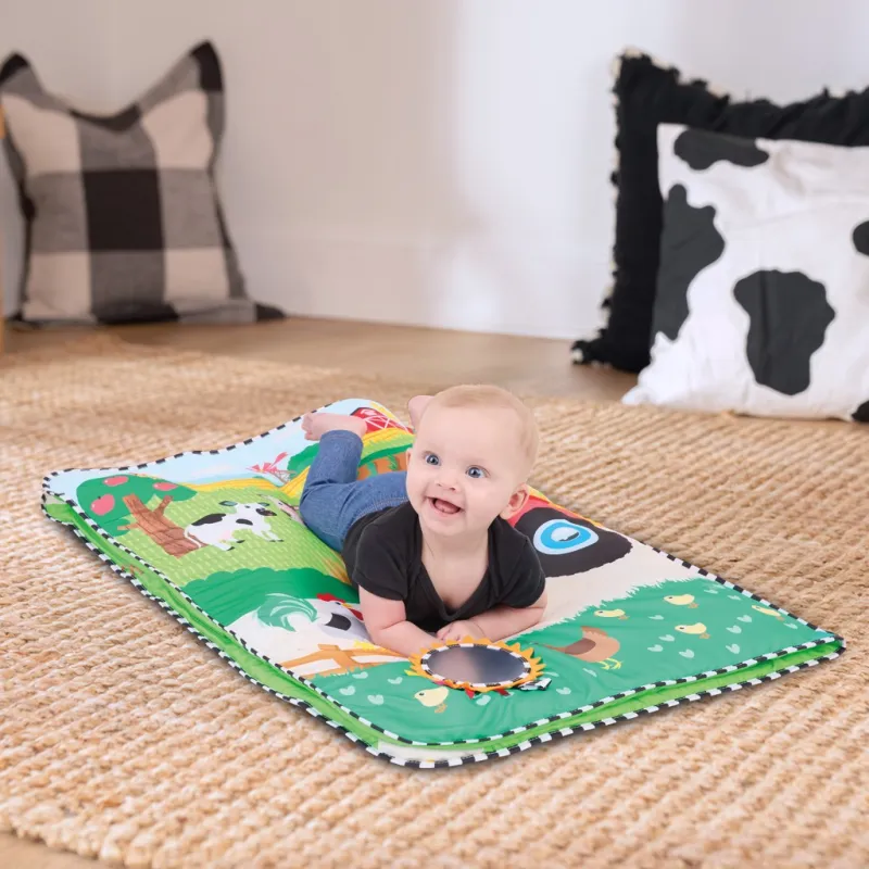 BABY EINSTEIN Deka na hraní s 3D farmou Busy Barnyard™ 0m+