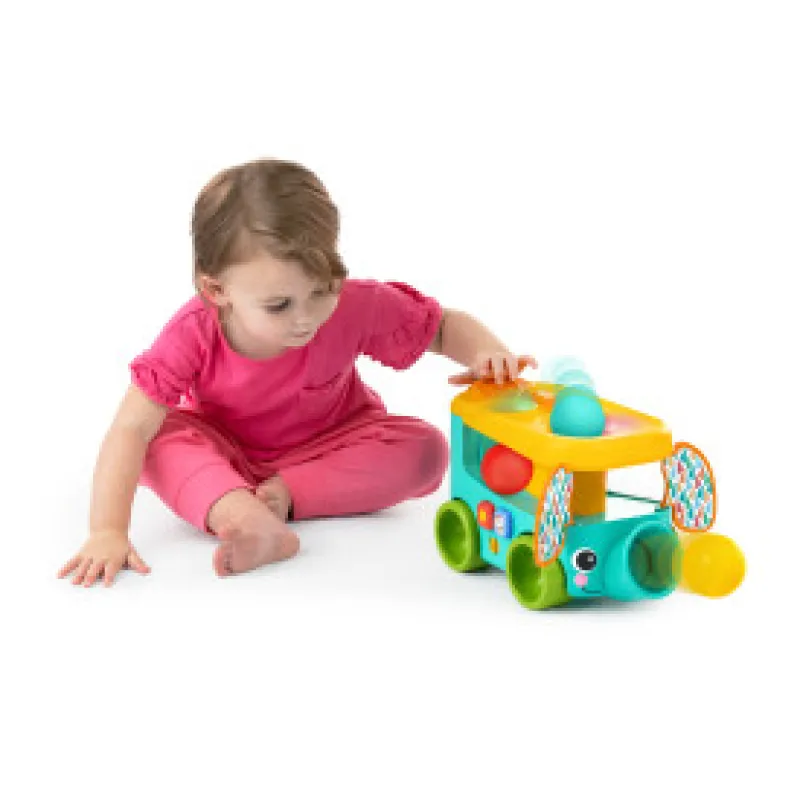BRIGHT STARTS Autíčko vkládací s míčky Pop & Roll Safari Bus™ 6m+