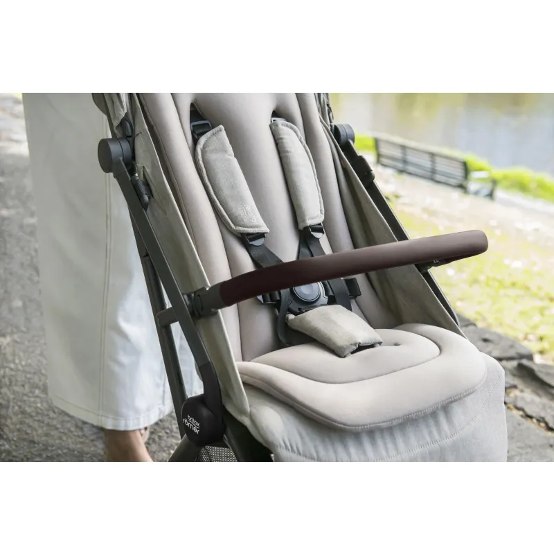 Britax Set Kočárek FLYLITE + cestovní taška