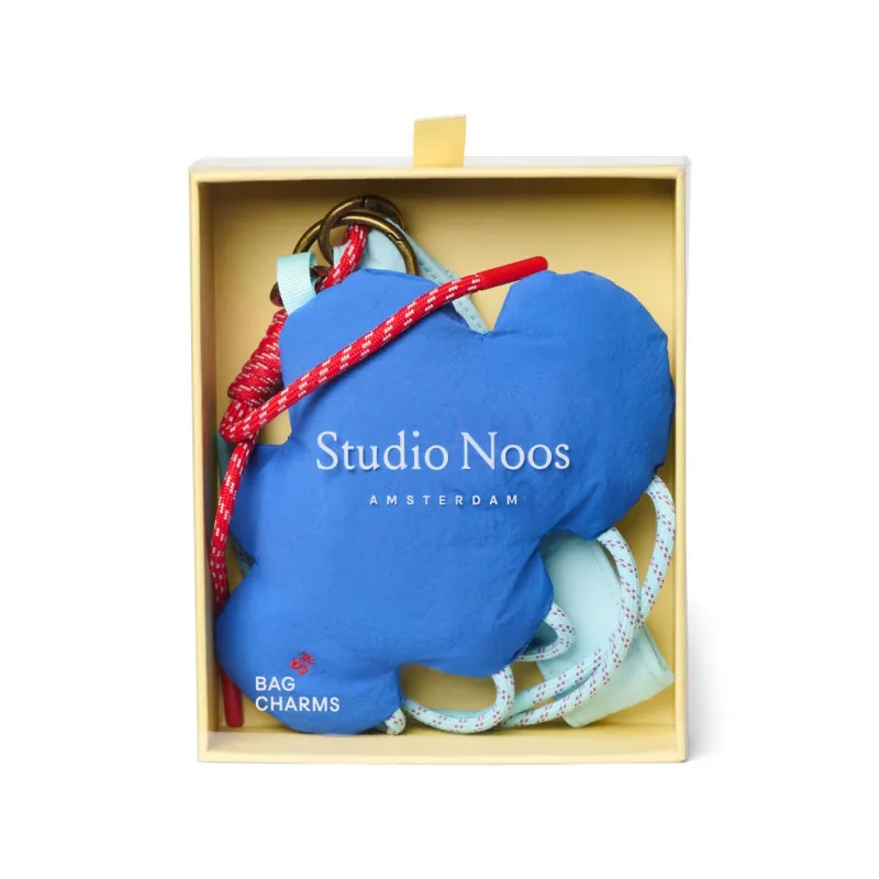 Studio Noos -BAG CHARM přívěšek na tašku/batoh