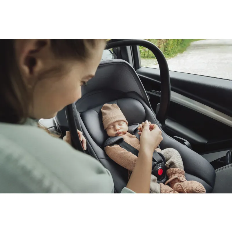 Römer Autosedačka set Baby-Safe Core + Baby-Safe Core Base