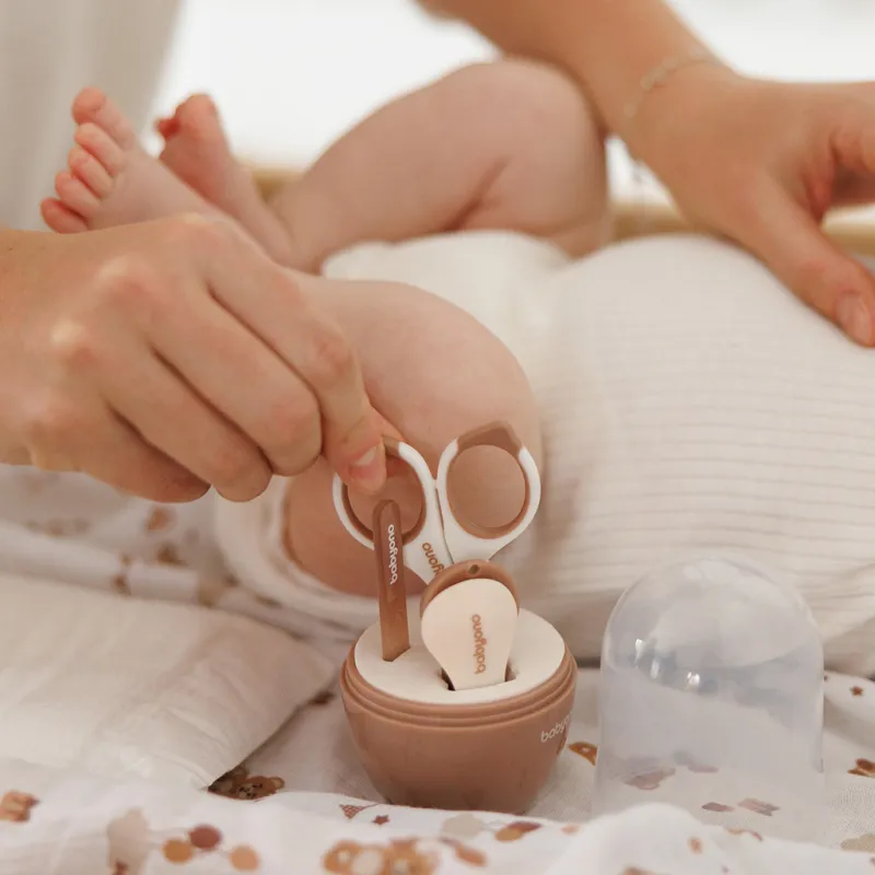 BABYONO Set manikúra pro děti šedá Beige
