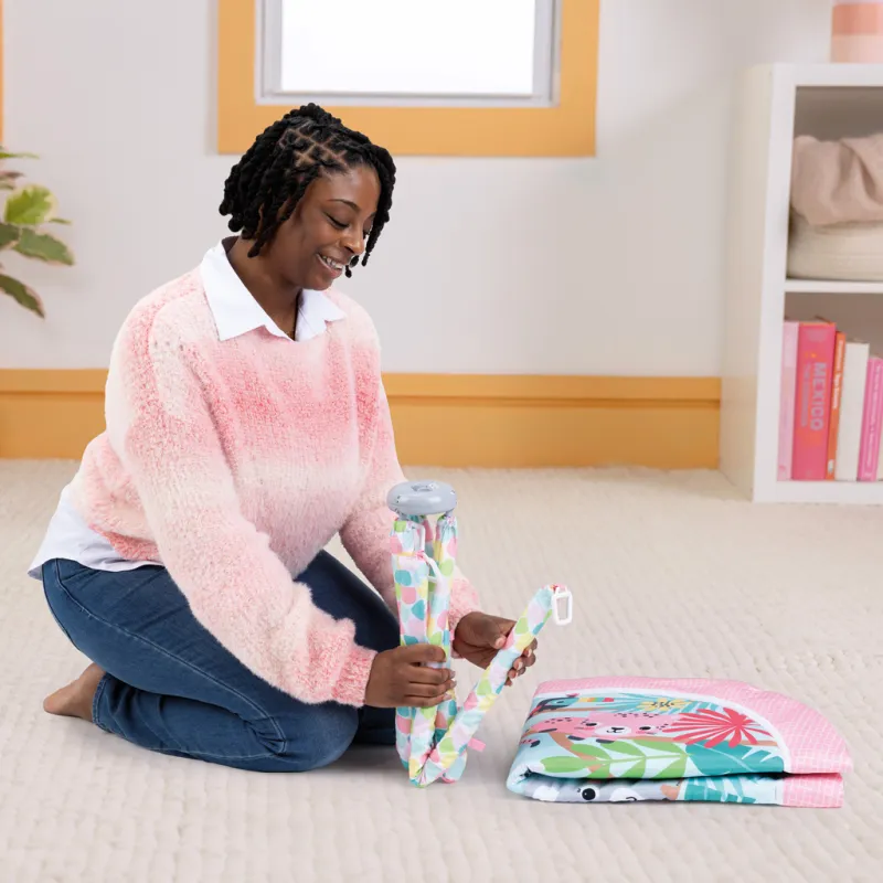 BRIGHT STARTS Deka na hraní pro rozvoj motoriky a smyslů POP 'N Wiggle Rosy Rainforest™, 0m+