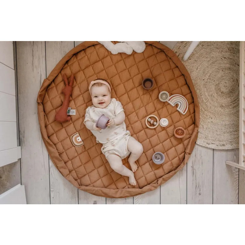 PLAY AND GO Noomad soft Hrací deka a Vak na hračky Organic Tawny Brown