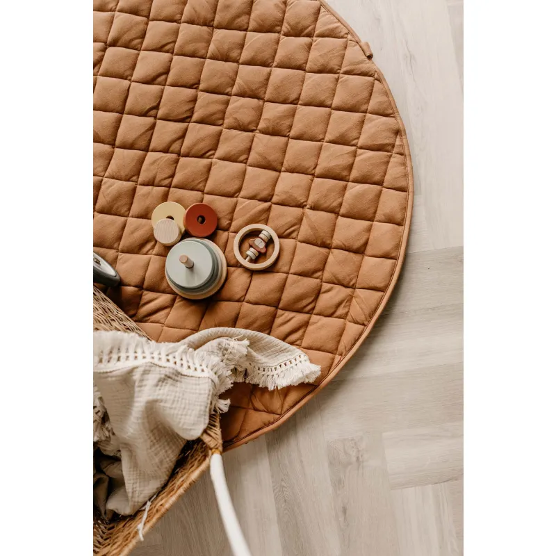 PLAY AND GO Noomad soft Hrací deka a Vak na hračky Organic Tawny Brown