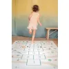 PLAY AND GO Tiloo EEVAA Podložka na hraní a domeček Hopscotch