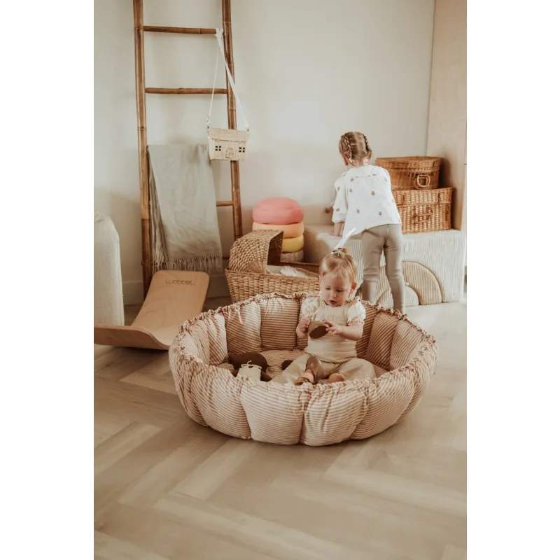 PLAY AND GO Coco Bloom Dětské hnízdo