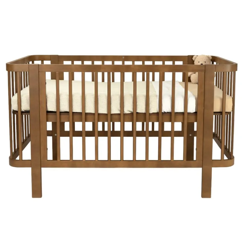 New Baby Dětská oválná postýlka Klára ořechová