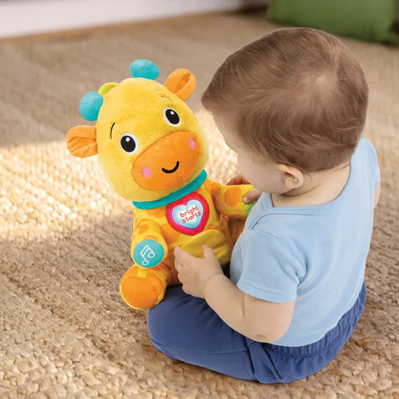 BRIGHT STARTS Hračka interaktivní vzdělávací Chat & Cuddle Giraffe™, 6m+