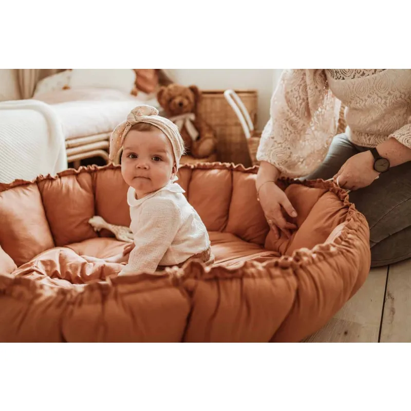 PLAY AND GO Coco Bloom Dětské hnízdo Tawny Brown
