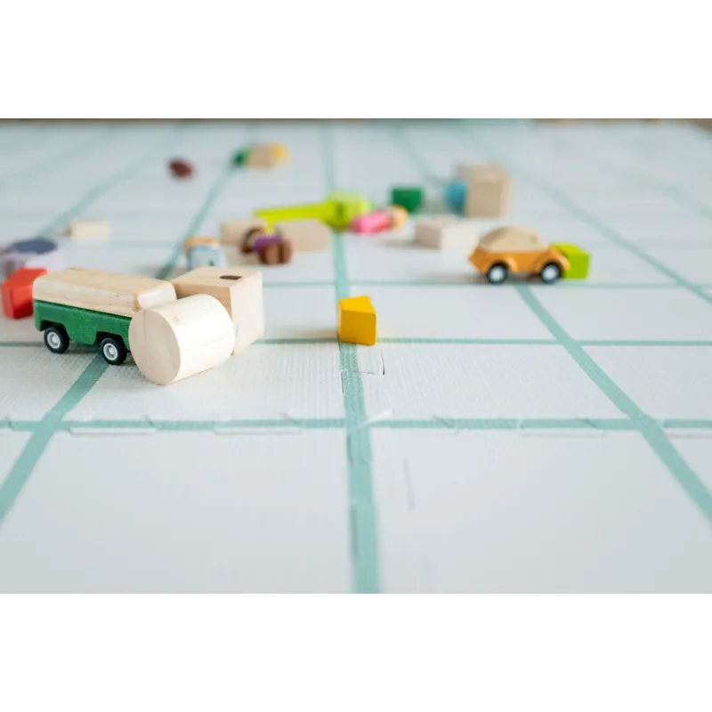 PLAY AND GO Tiloo EEVAA Podložka na hraní a domeček Hopscotch