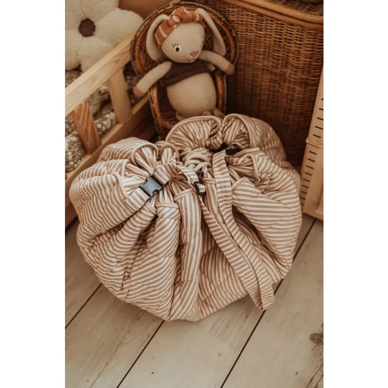 PLAY AND GO Noomad soft Hrací deka a Vak na hračky Stripes brown