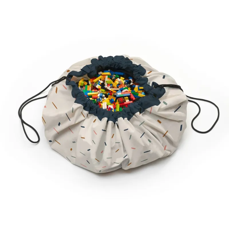 PLAY AND GO Noomad original Hrací deka a Vak na hračky Confetti