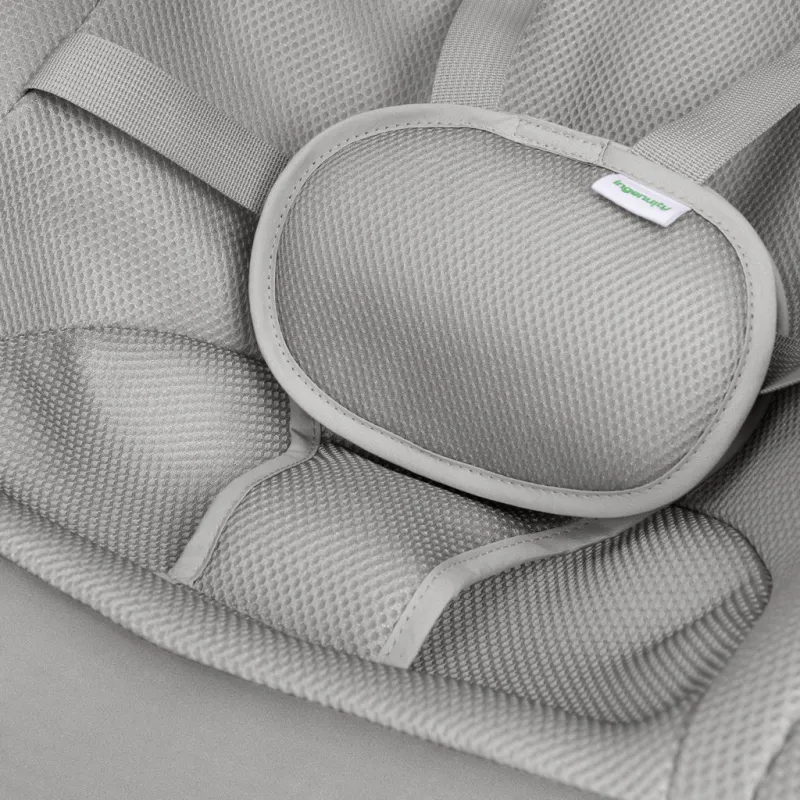 INGENUITY Lehátko houpací s vibrací, připravené na cesty Nestlé™, 0m+
