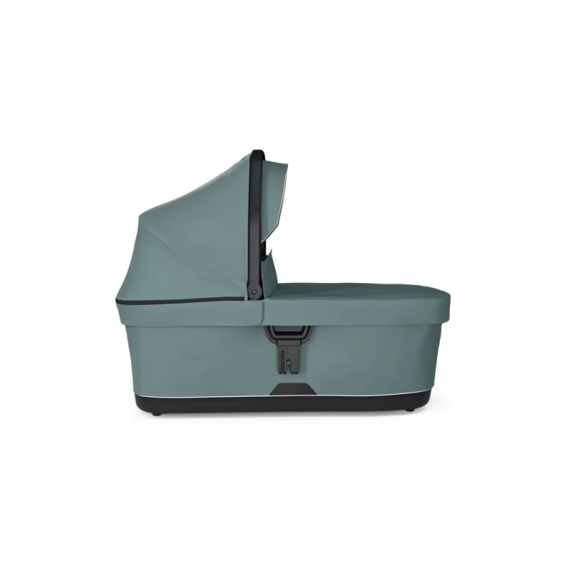 Thule Urban Glide 3 Magnetic Buckle + Bassinet